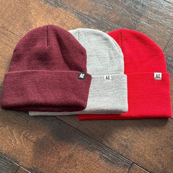 American Eagle Outfitters Other - Lot of 3 American Eagle beanies toboggans fold over red gray burgandy snow ski w